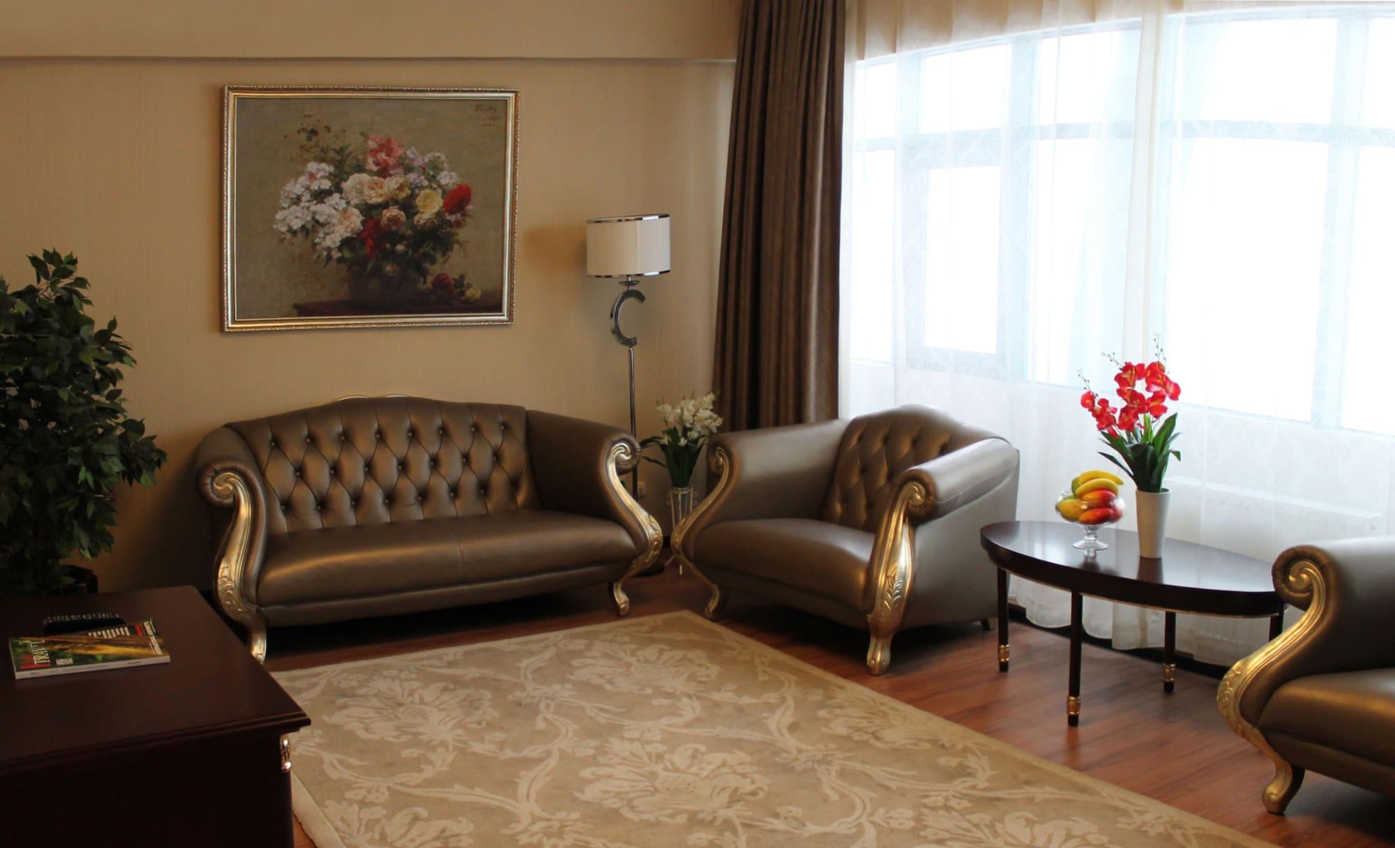 Reikartz Park Astana Ex-Royal Park Hotel & Spa Bagian luar foto