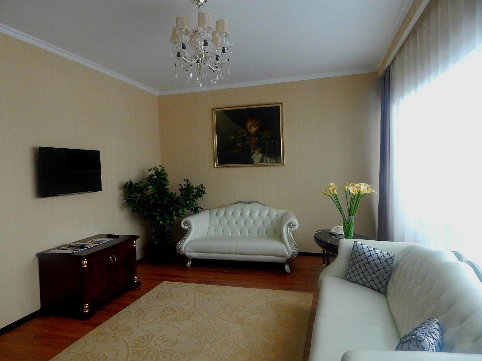 Reikartz Park Astana Ex-Royal Park Hotel & Spa Bagian luar foto