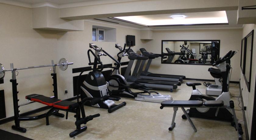 Reikartz Park Astana Ex-Royal Park Hotel & Spa Bagian luar foto